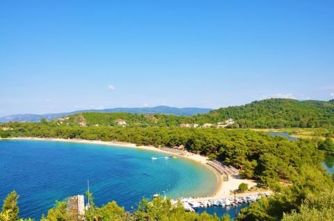 Koukounaries Beach Skiathos: The Complete 2026 Guide (By Boat or Land)